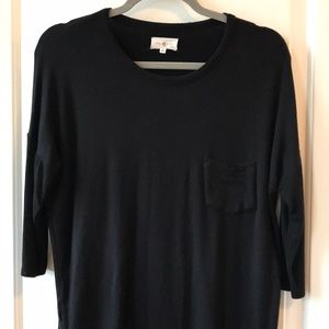 3/4 sleeve crew neck top